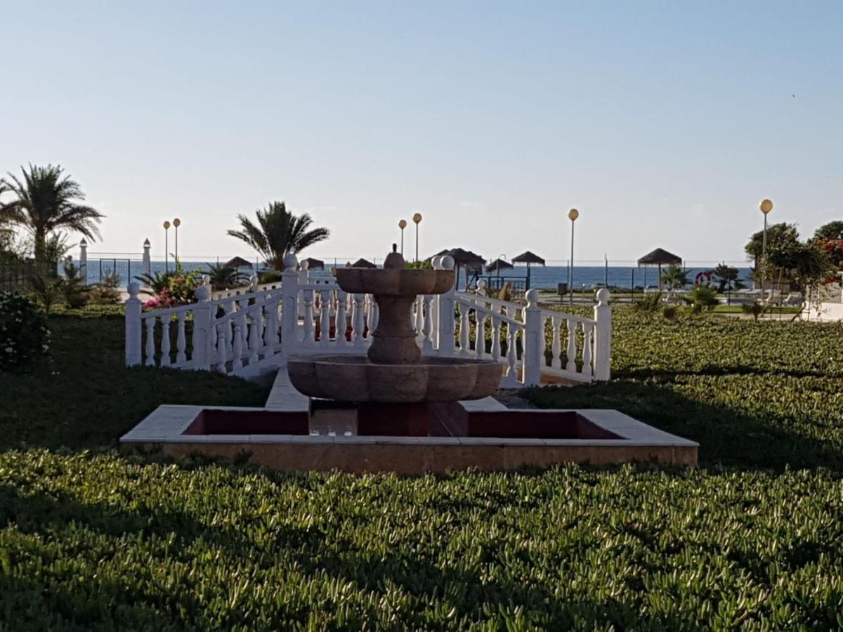 Casa Baja Naturista Con Patio En Primera Linea De Playa Con Piscina Comunitaria! Vera Luaran gambar